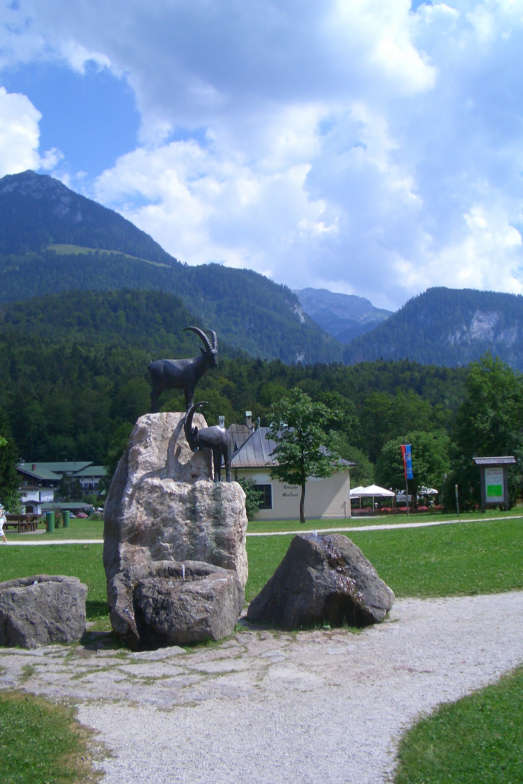 Steinbockskulpture - Sculpture of Ibexes