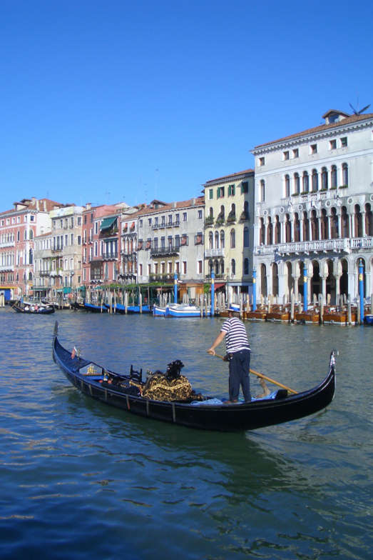 Gondolieri on the Grand Canal